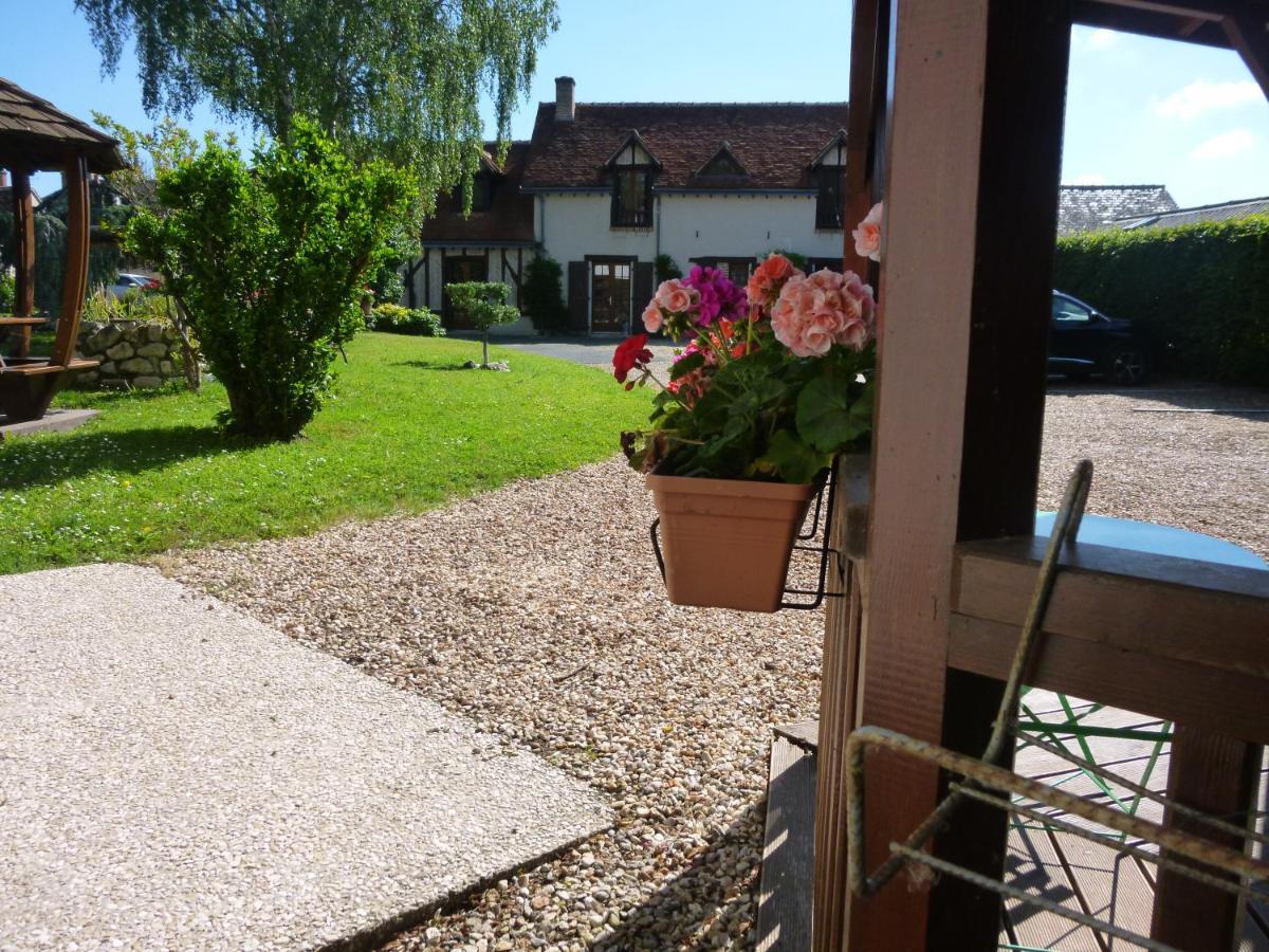 Hotel De La Bonnheure Bracieux Eksteriør bilde