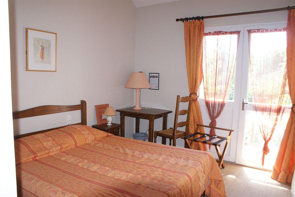 Hotel De La Bonnheure Bracieux Eksteriør bilde